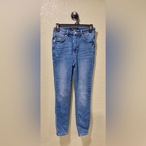 Judy Blue Mid-Wash Skinny Jeans